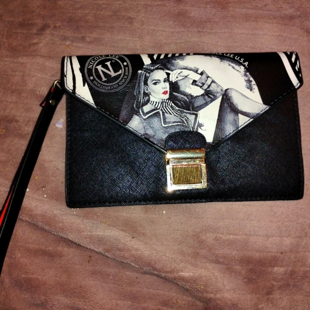 Clutch wallet